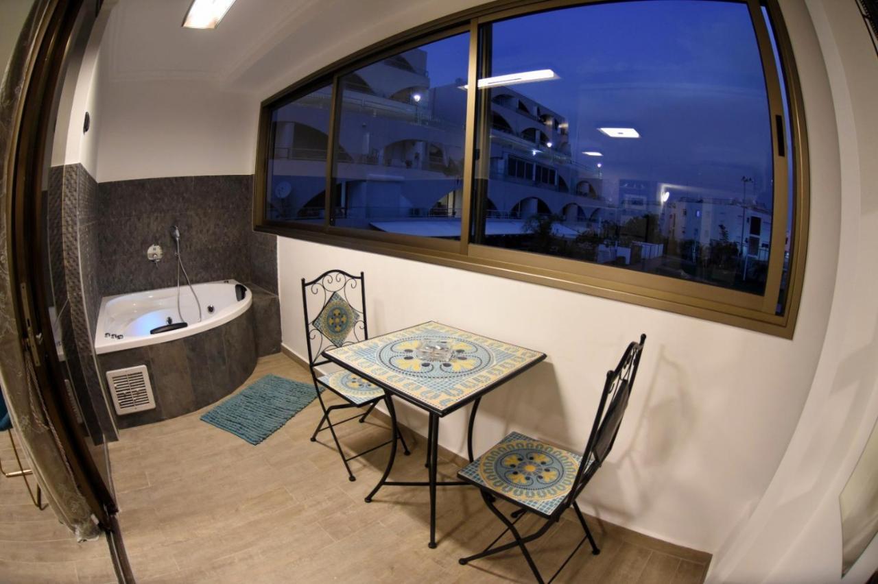 Luxury Suite On Lev Eilat With Balcony And Jacuzzi Buitenkant foto